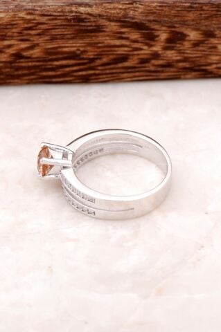 Renk Değiştiren Sultan Taşlı Tek Taş Gümüş Yüzük 2052