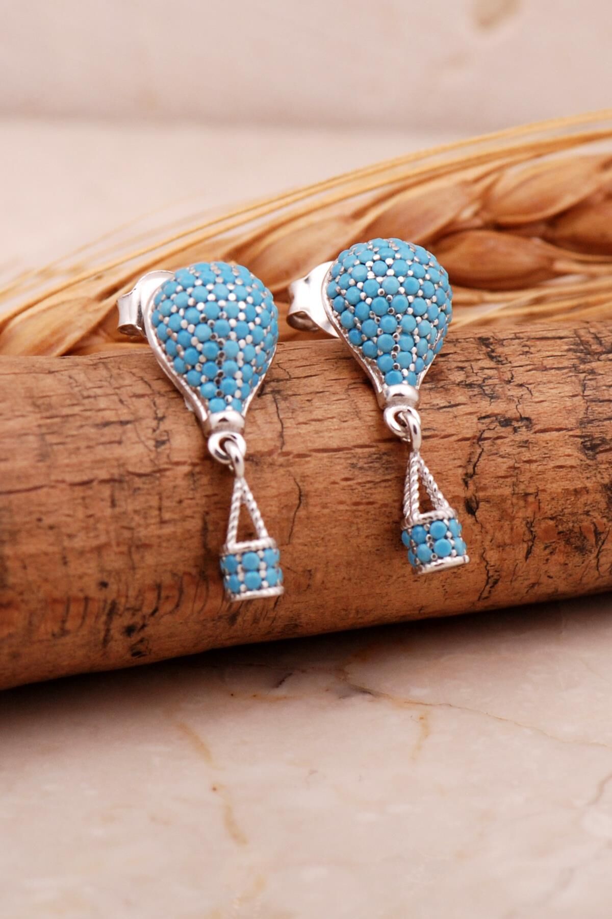 Uçan Balon Rodyumlu Turkuaz Gümüş Küpe 6886