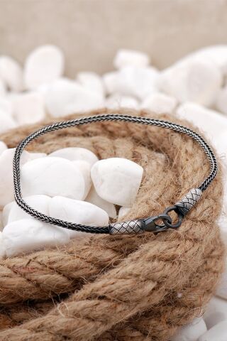 Kazaziye İşlemeli Sarma Elişi Gümüş Erkek Bileklik 3821