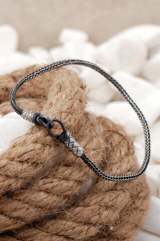 Kazaziye İşlemeli Sarma Elişi Gümüş Erkek Bileklik 3821