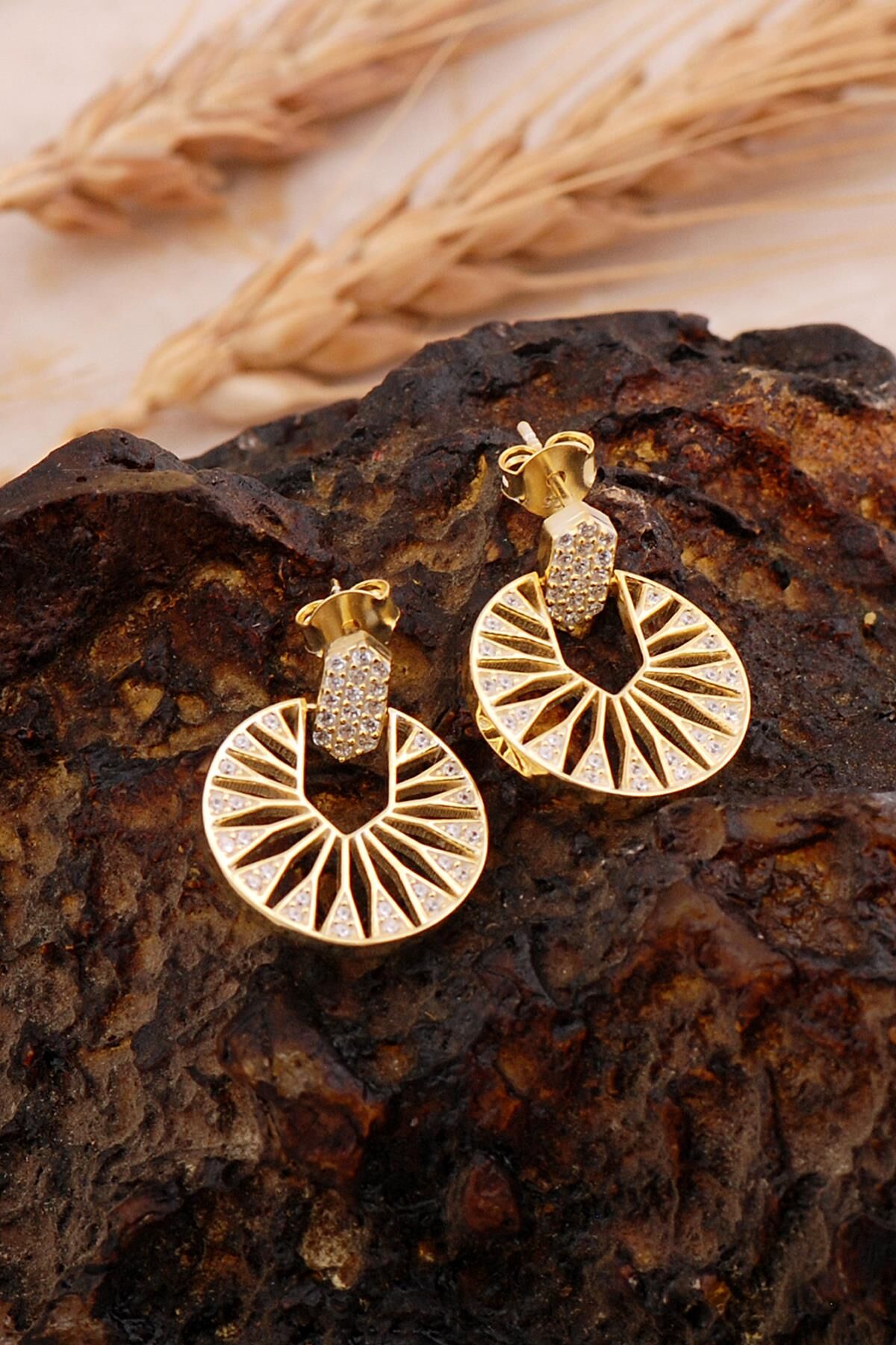 Güneş Işığı Tasarım Altın Kaplama Gümüş Küpe 7191