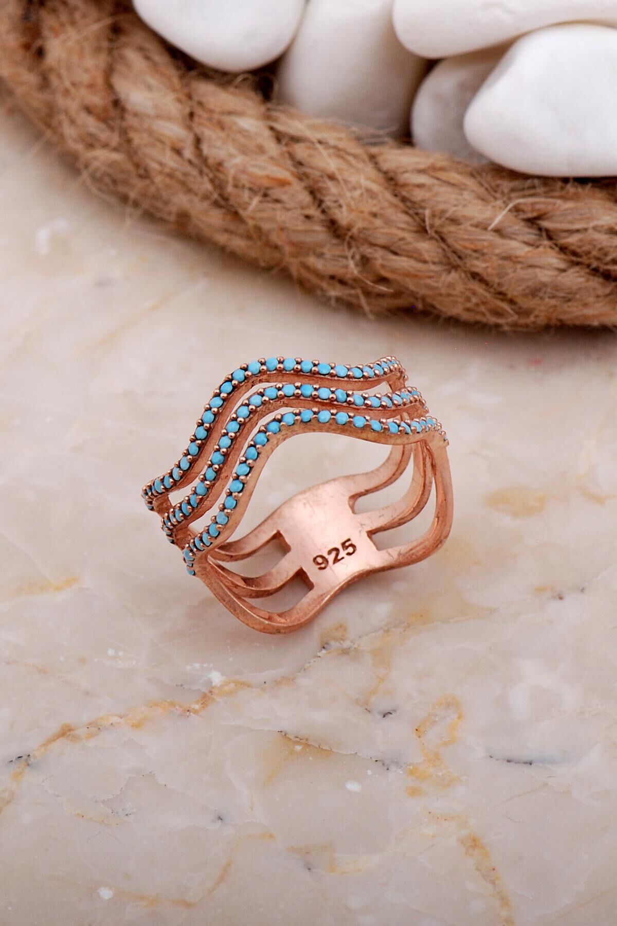 Turkuaz Taşlı Dalgalı Tasarım Rose Gümüş Yüzük 3611