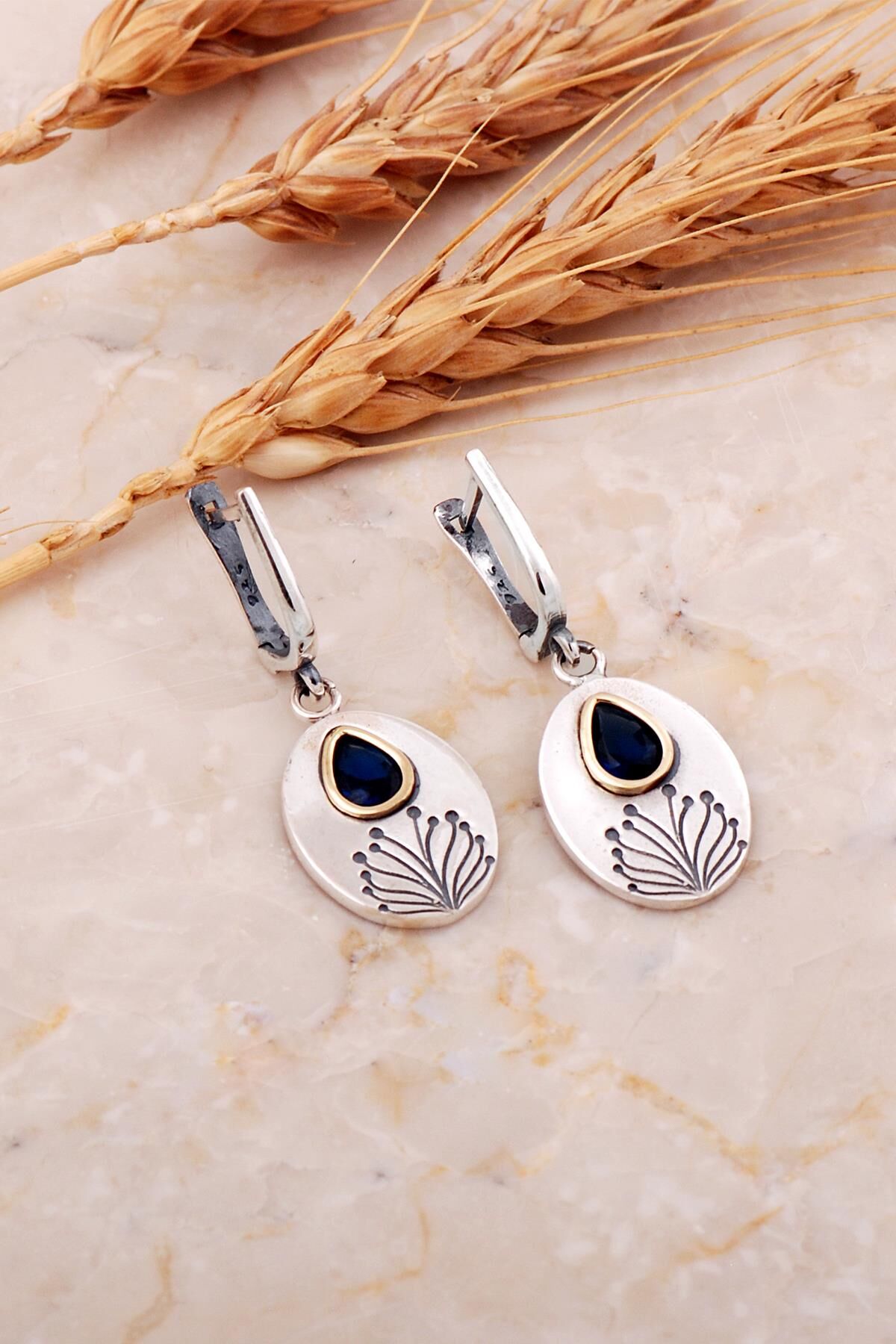 Safir Taşlı Hayat Ağacı Elişi Gümüş Küpe 7195