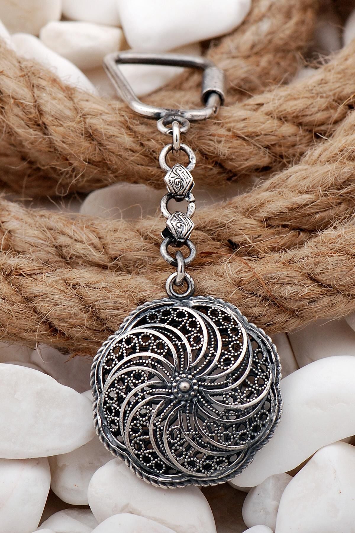 Telkari işlemeli Elişi Oksitli Gümüş Anahtarlık 167