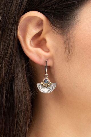 Mistik Topaz Taşlı Yelpaze Çekiç Dövme Tasarım Elişi Gümüş Küpe 7198