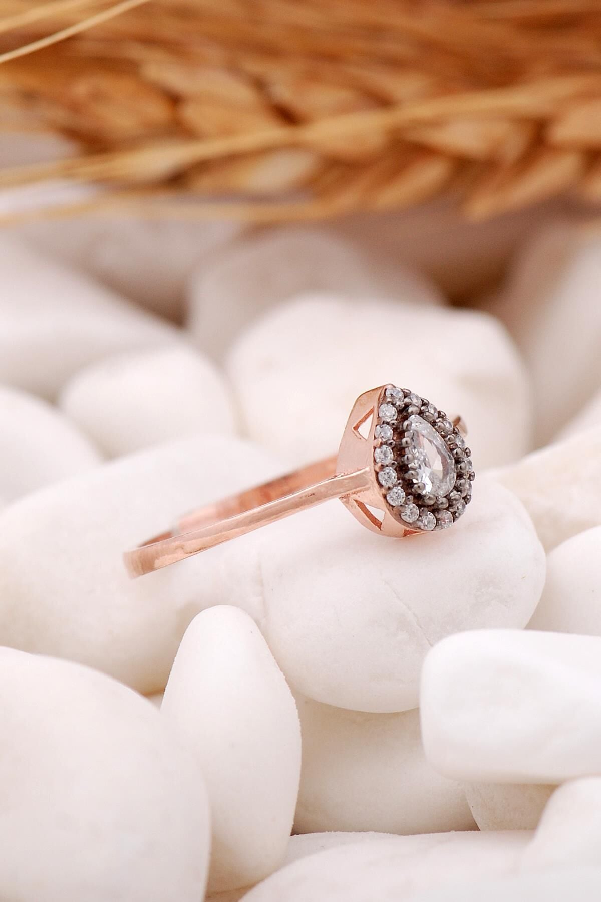 Elmas Montürlü Damla Rose Gümüş Yüzük 3214