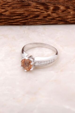 Renk Değiştiren Sultan Taşlı Gümüş Yüzük 2055