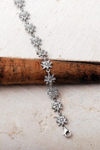 Kristal Kar Tanesi Baget Taşlı Rodyumlu 925 Ayar Gümüş Bileklik 4892