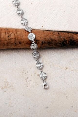 Baget Taşlı Işıltı Yolu Rodyumlu 925 Ayar Gümüş Bileklik 4893