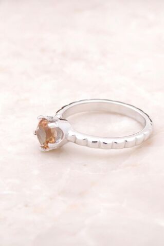 Renk Değiştiren Sultan Taşlı Tek Taş Gümüş Yüzük 2056