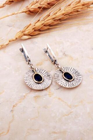 Safir Taşlı Çekiç Dövme Elişi Gümüş Küpe 7227