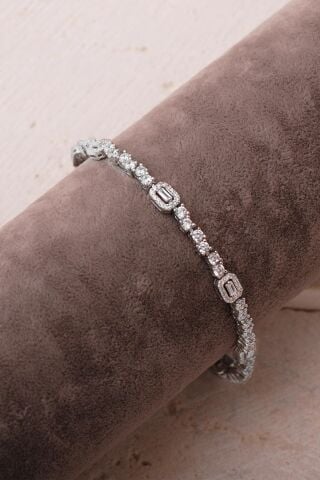 Baget Taşlı Zikzak Su Yolu Rodyumlu 925 Ayar Gümüş Bileklik 4910