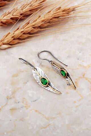 Kök Zümrüt Taşlı Defne Yaprağı Elişi Gümüş Küpe 7232