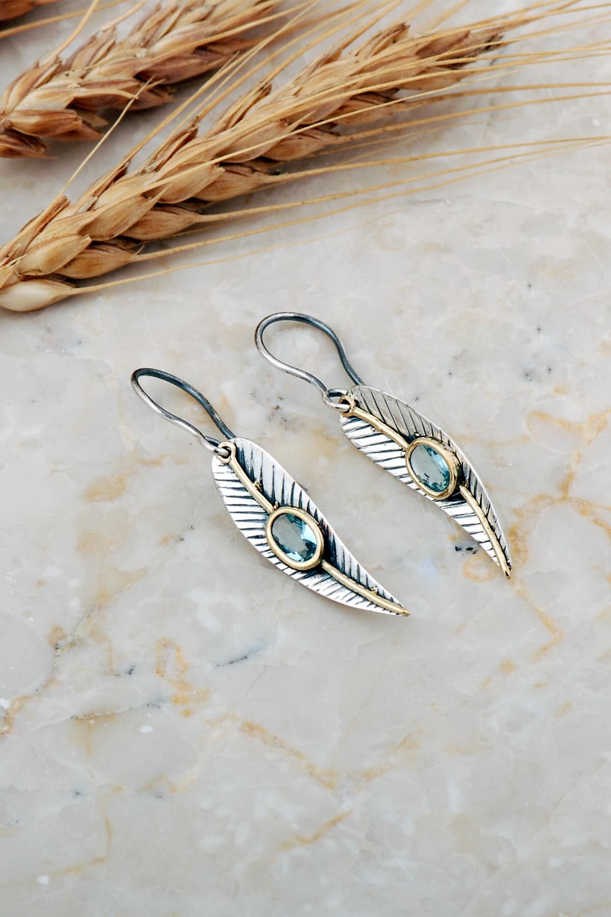 Akuamarin Taşlı Defne Yaprağı Elişi Gümüş Küpe 7233