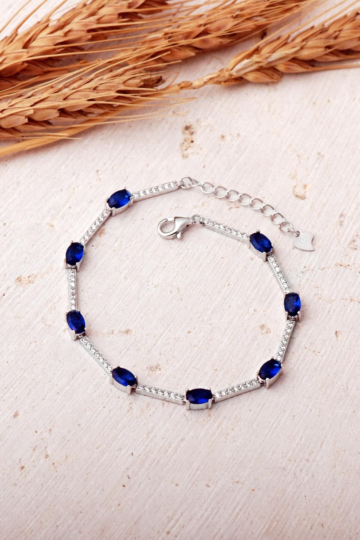 2 Farklı Renk Seçenekli Oval Taşlı Su Yolu Rodyumlu 925 Ayar Gümüş Bileklik 4912