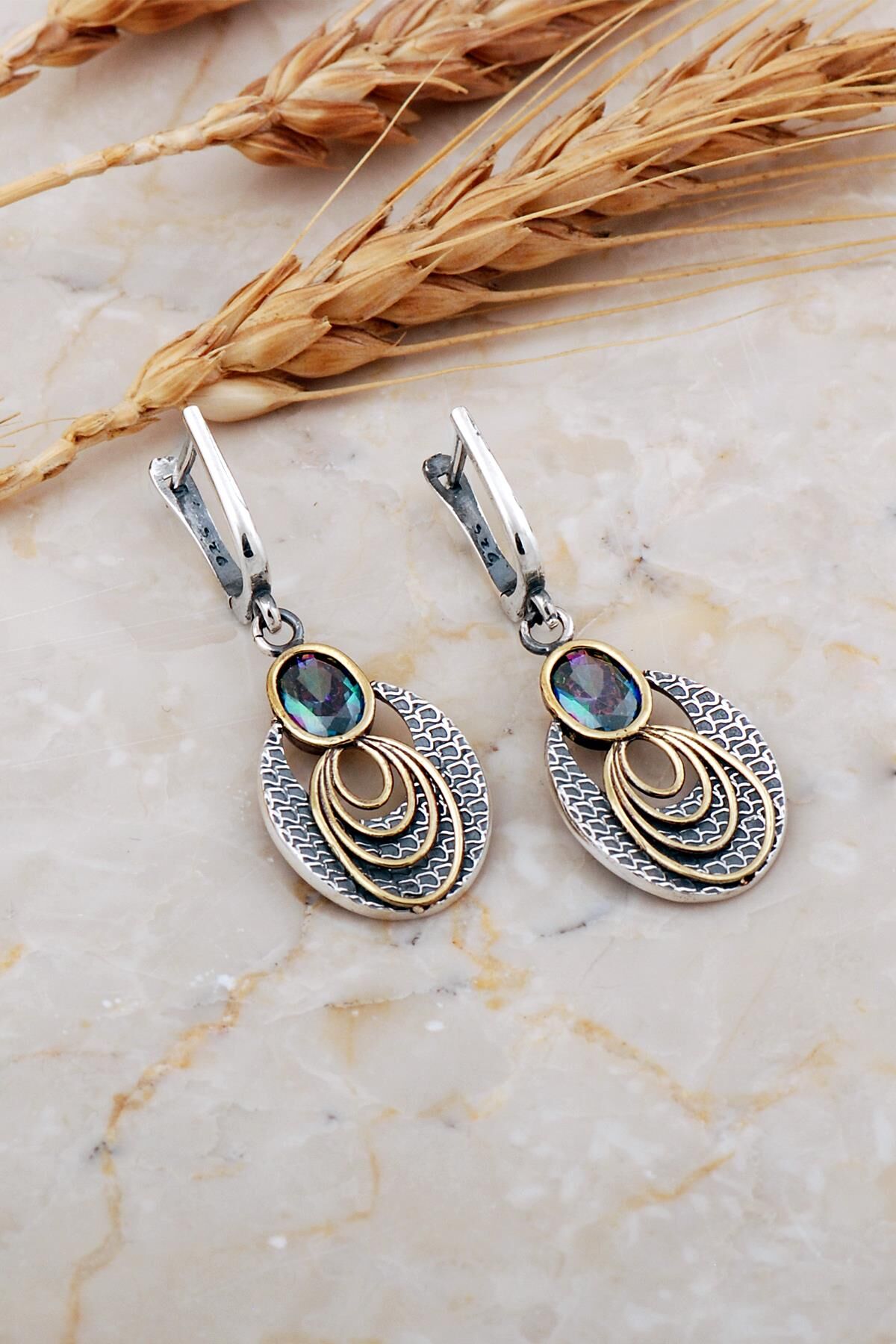 Mistik Topaz Taşlı Halkalı Çekiç Dövme Elişi Gümüş Küpe 7231