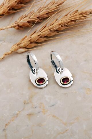 Kök Yakut Taşlı Plaka Elişi Gümüş Halka Küpe 7240