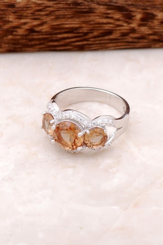 Renk Değiştiren Sultan Taşlı Gümüş Yüzük 2015