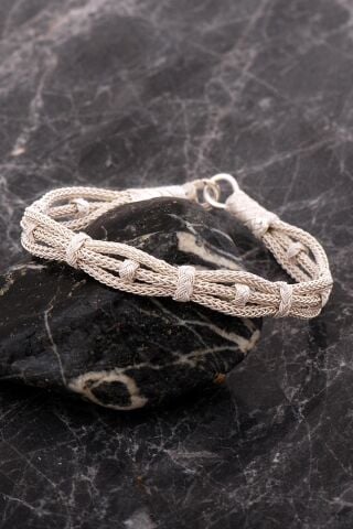 Kazaziye İşlemeli Elişi Tasarım Gümüş Bileklik 4756