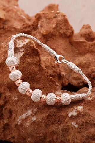 Dorissa Kazaziye İşlemeli Tasarım Rose Toplu Gümüş Bileklik 4600