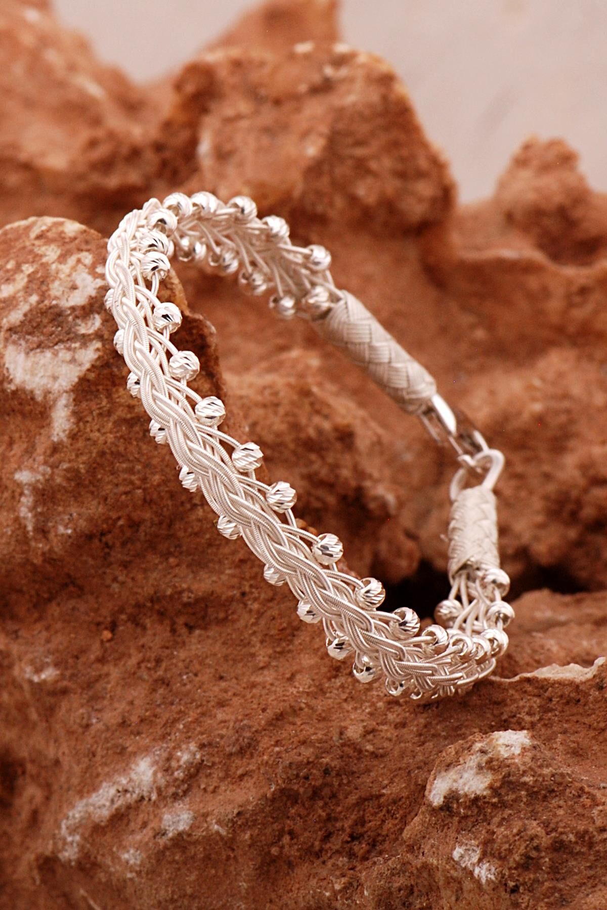 Dorika Kazaziye İşlemeli Tasarım Örgü 1000 Ayar Gümüş Bileklik 4603