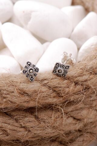 Markazit Taşlı Mini Gümüş Küpe 5727