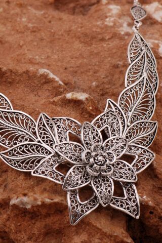 Lotus Çiçeği Telkari İşlemeli Gümüş Gerdanlık Kolye 8007