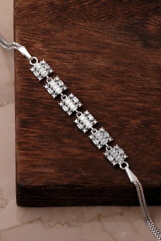 Baget Taşlı Kare Tasarımlı Rodyumlu 925 Ayar Gümüş Bileklik 4934