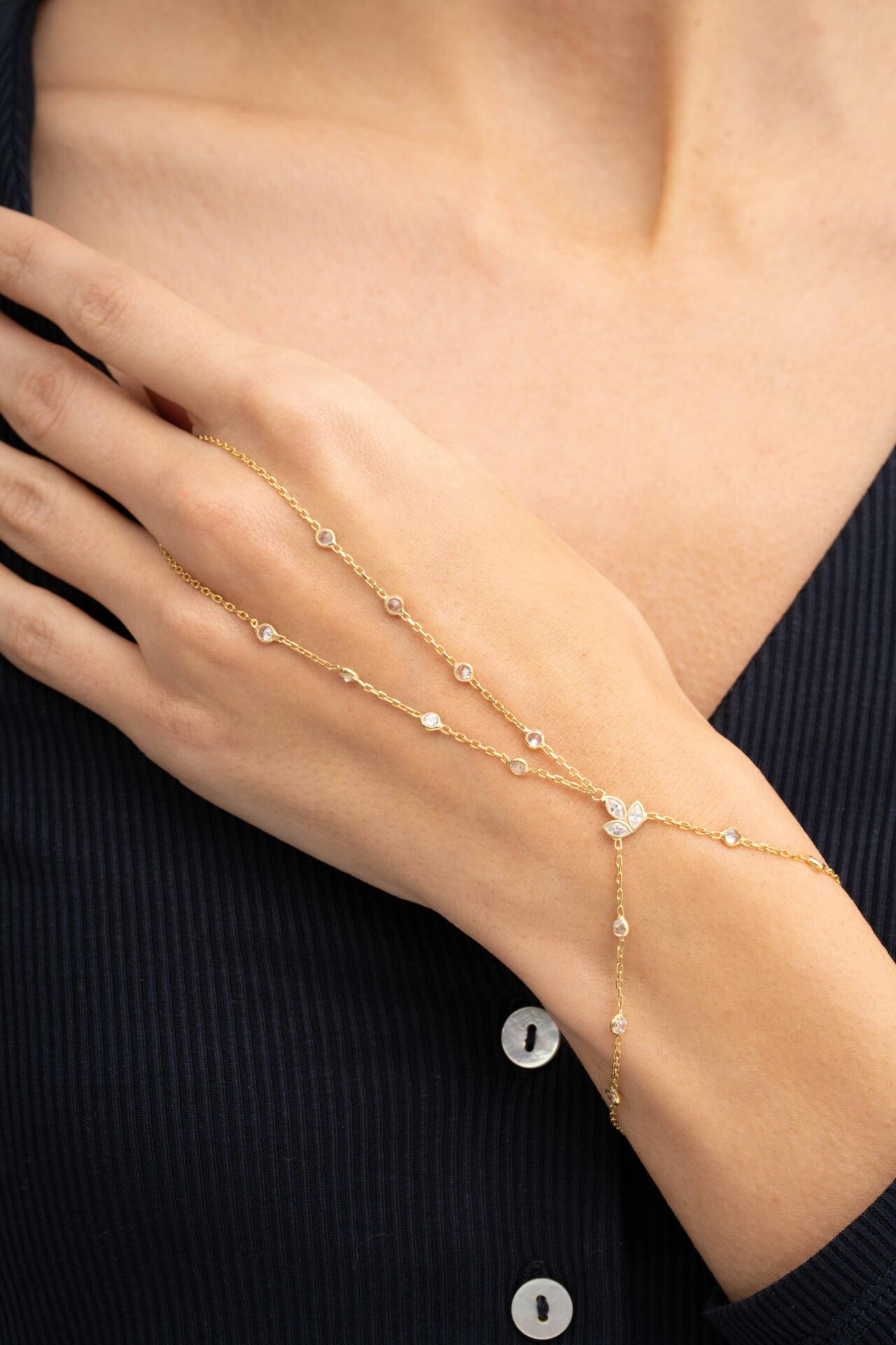 Lotus Taşlı Tasarım Altın Kaplama Gümüş Şahmeran 102