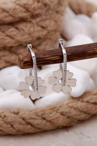 Çiçek Taşlı Rodyumlu Halka Gümüş Küpe 5738