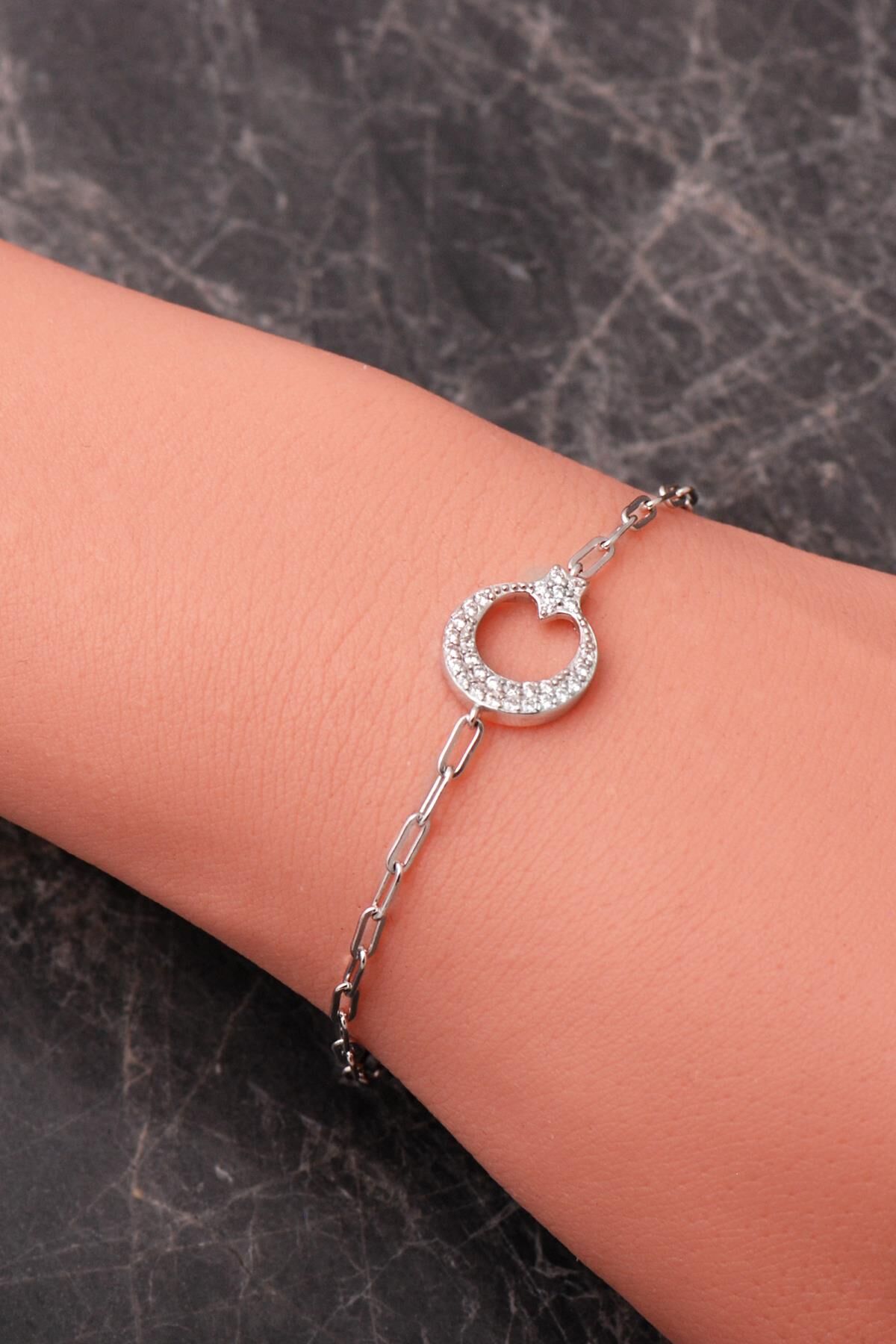 Taşlı Ay Yıldız Rodyumlu 925 Ayar Gümüş Ataç Bileklik 4938