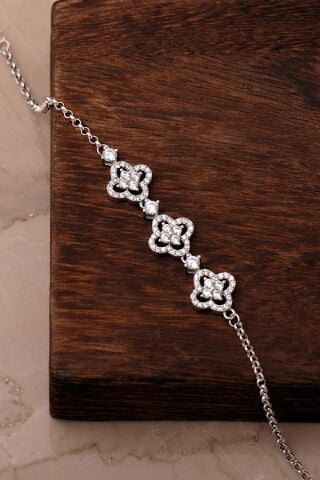 Işıltılı Yonca Rodyumlu 925 Ayar Gümüş Bileklik 4939