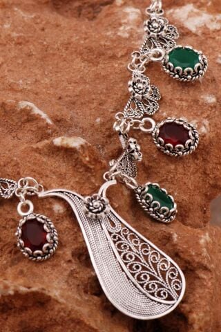 Zümrüt Yakut Telkari İşlemeli Gümüş Gerdanlık Kolye 8017