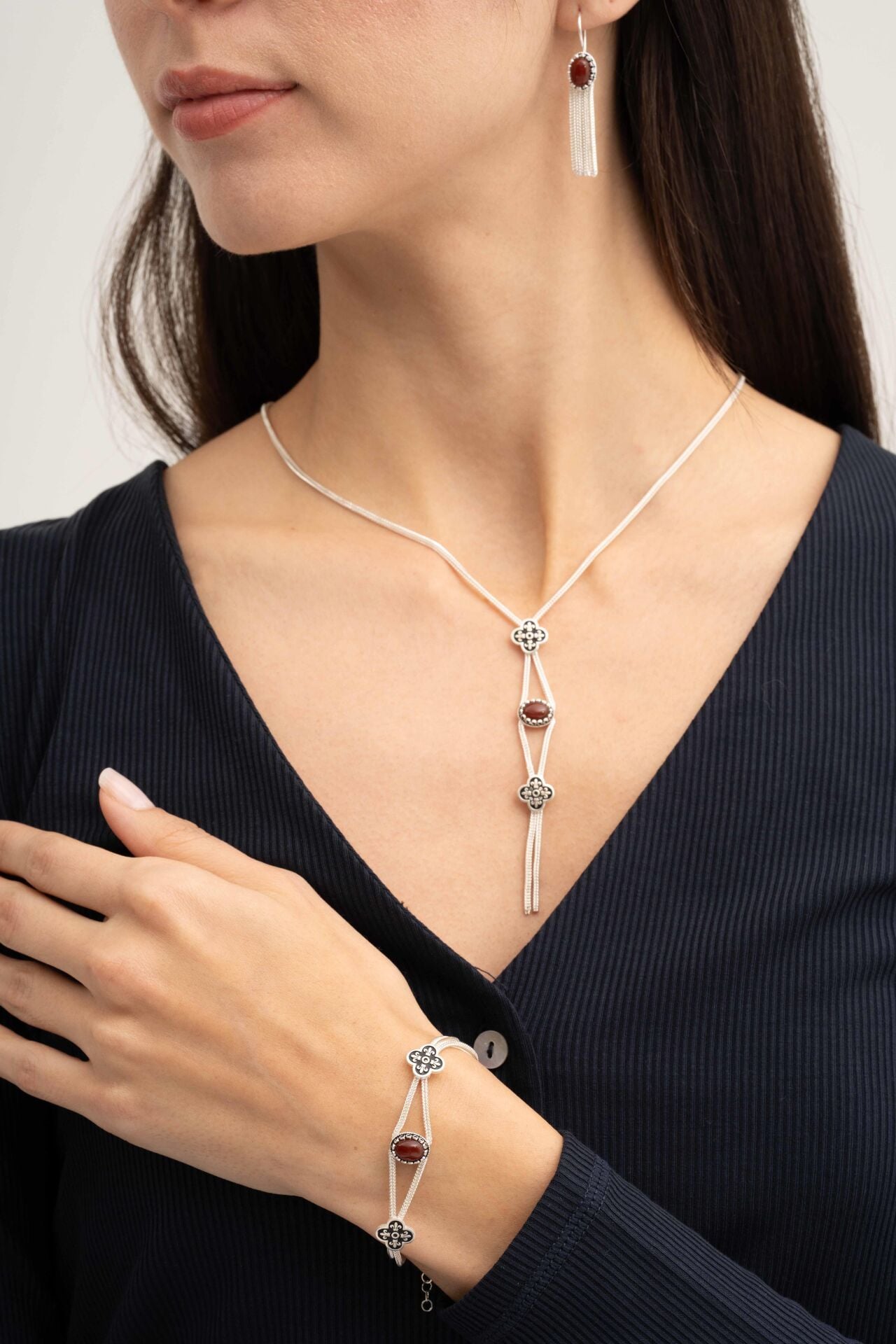 Midyat Hasırı Akik Taşlı Yonca Tasarımı Elişi Gümüş Set 2844