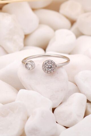 Taşlı Rodyumlu Gümüş Minimal Yüzük 3223