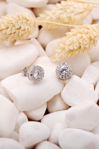 Elmas Montürlü Rodyumlu Gümüş Küpe 5571