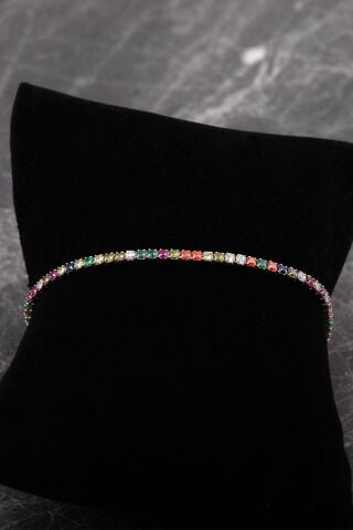 Su Yolu Renkli Taşlı Rodyumlu İnce Gümüş Bileklik 4765