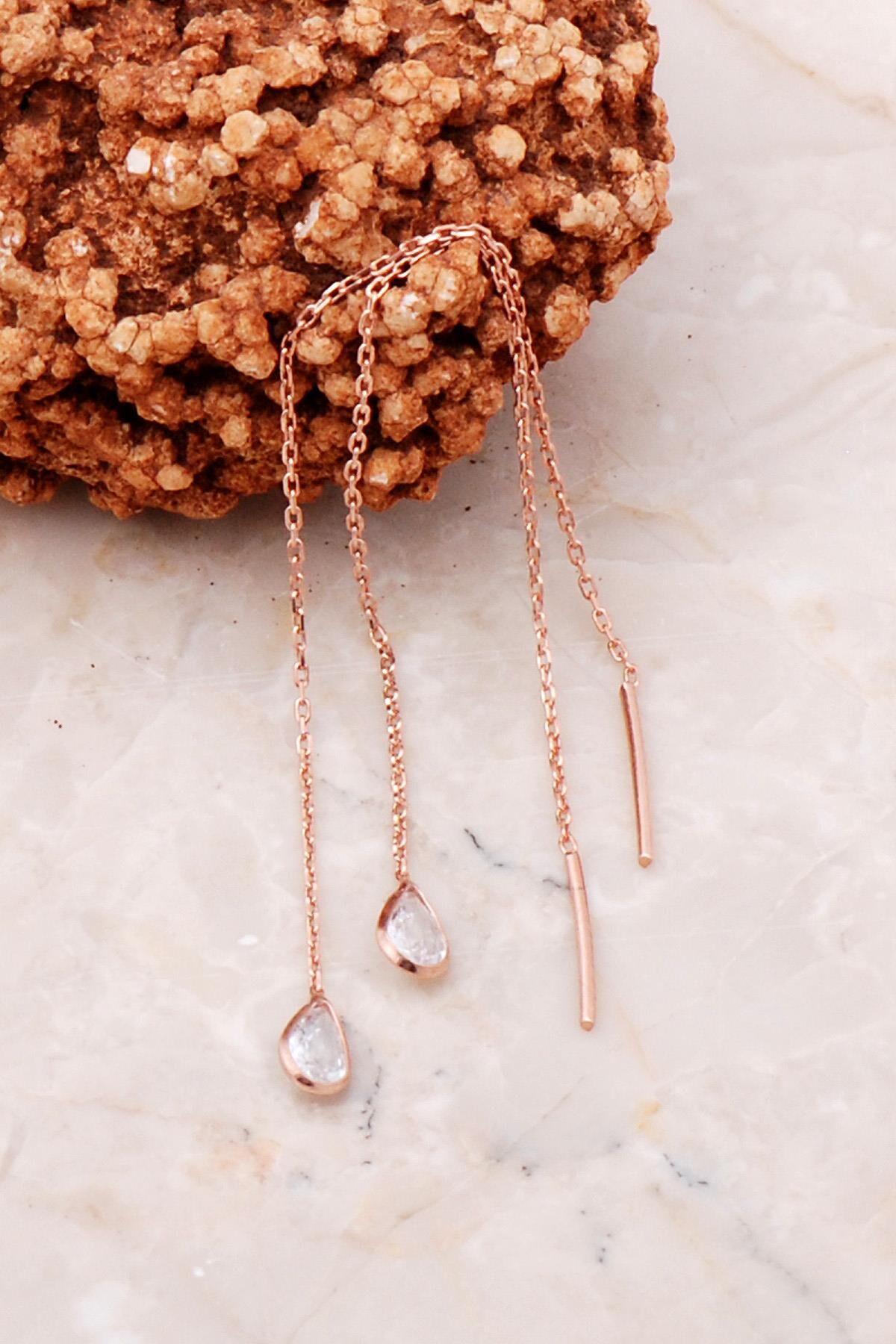 Damla Taşlı Rose Gümüş Zincir Küpe 5207