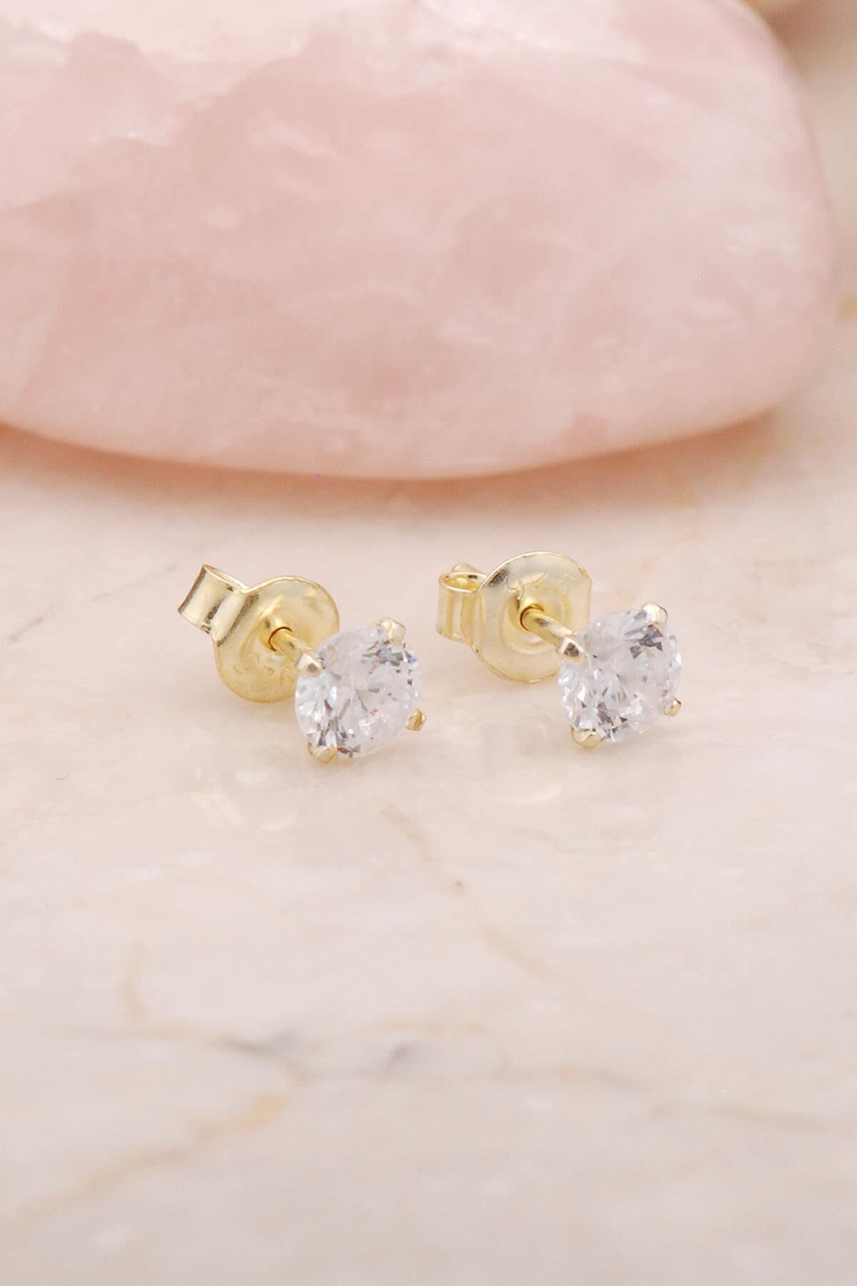 Altın Yaldızlı Gümüş 4 Mm Tek Taş Küpe 4785