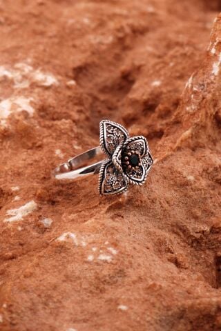 Safir Taşlı Açelya Çiçeği Telkari İşlemeli Gümüş Yüzük 5819