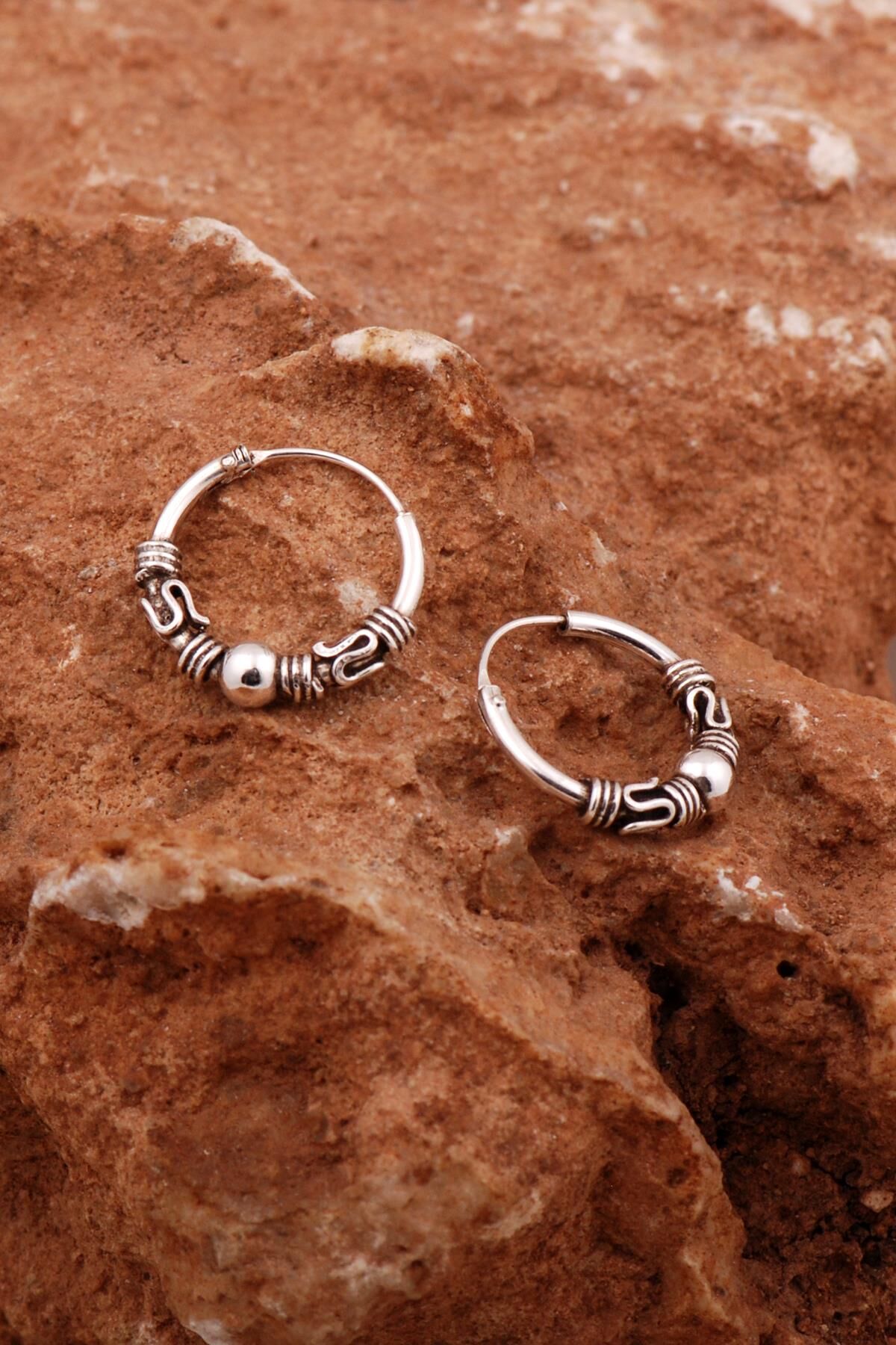 Şarnel Elişi Tasarım Sarma 16 Mm Halka Küpe 6887