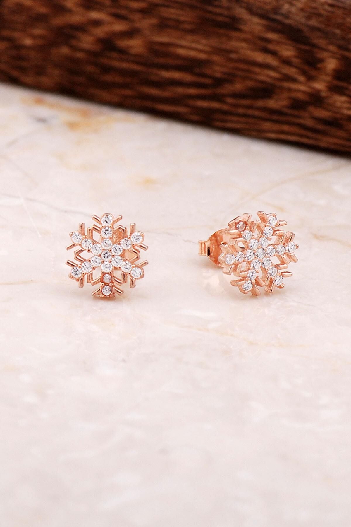 Kar Tanesi Rose Gümüş Küpe 4788