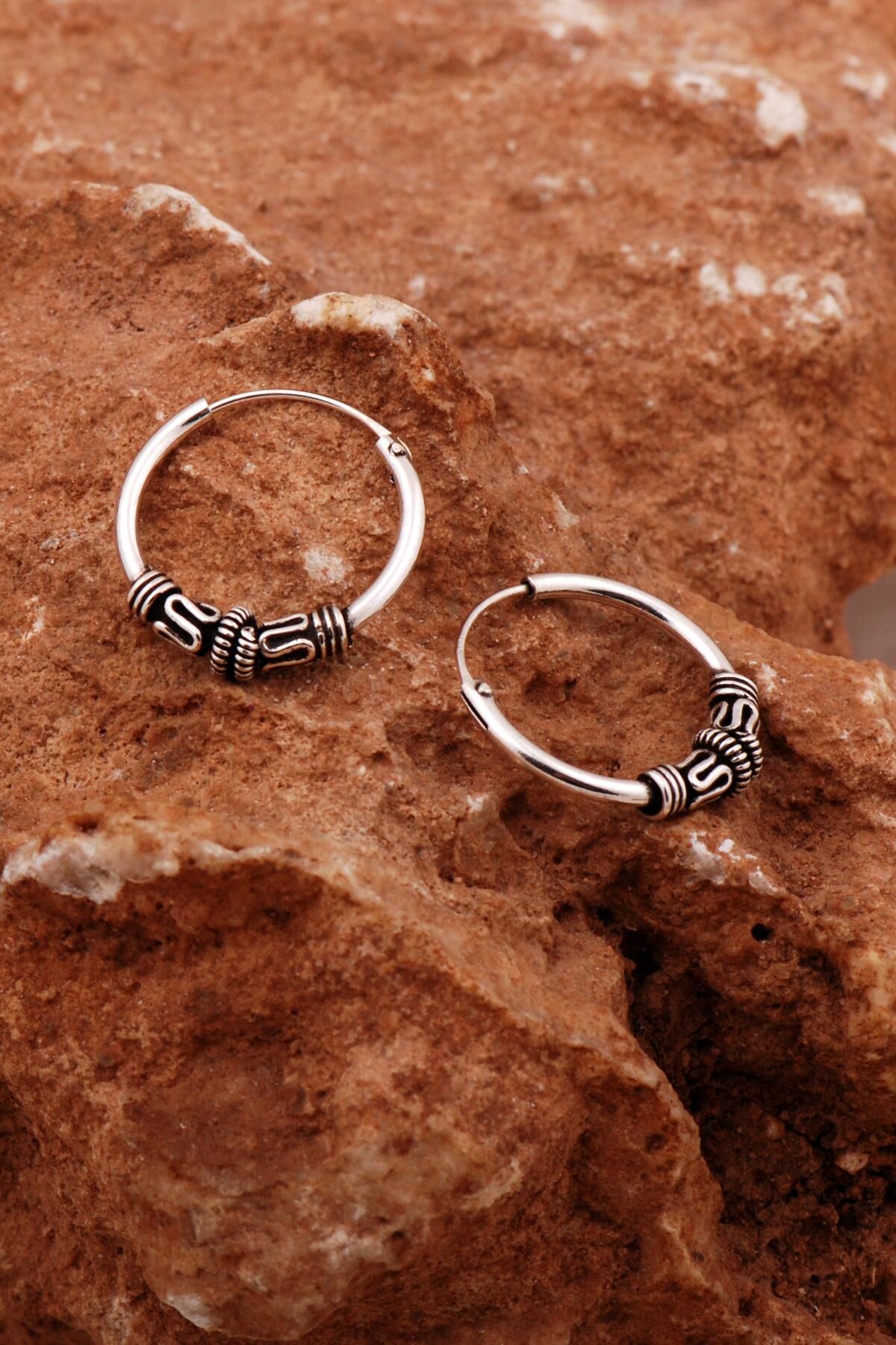 Şarnel Elişi Tasarım Sarma 18 Mm Gümüş Halka Küpe 6892