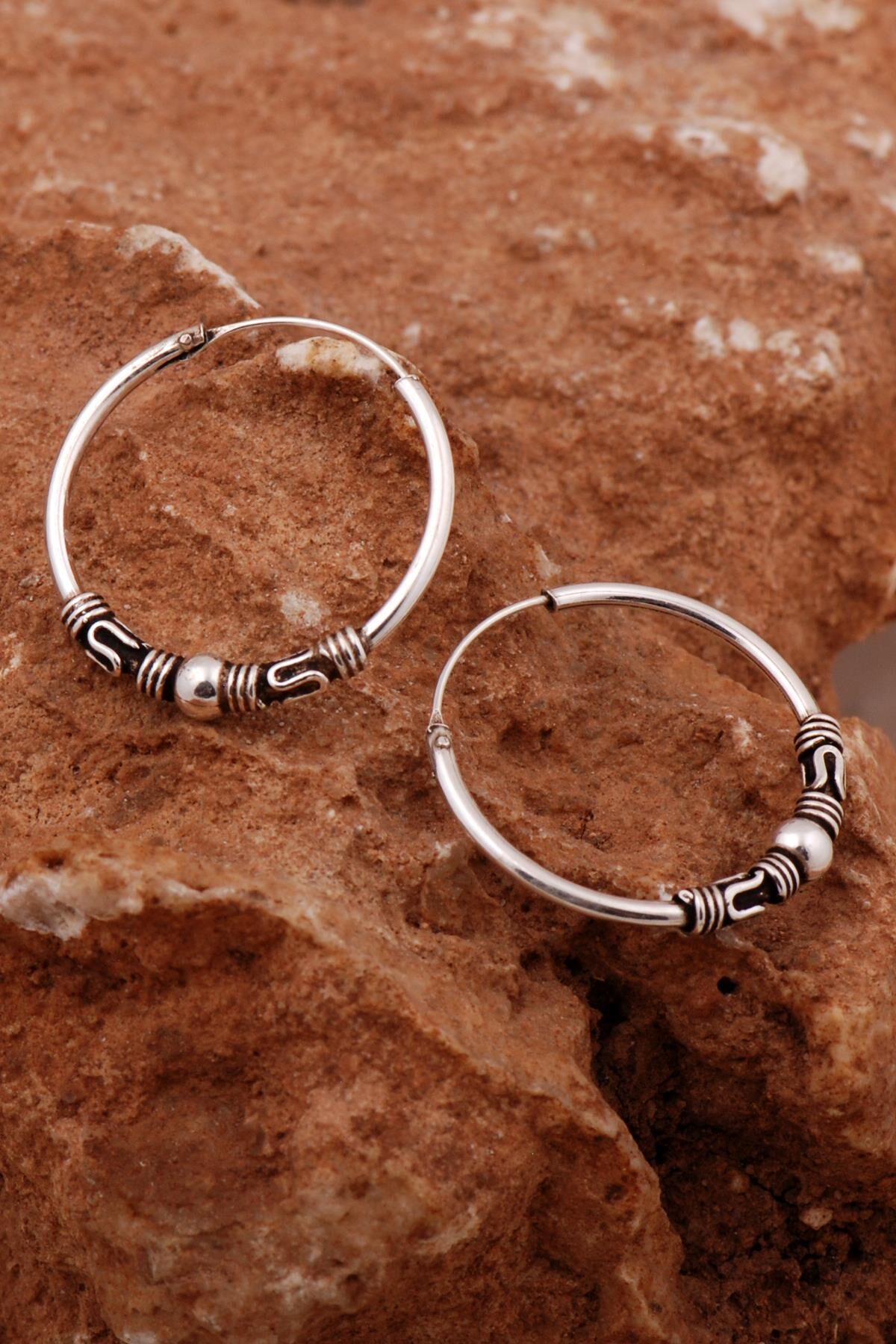 Şarnel Elişi Tasarım Sarma 25 Mm Gümüş Halka Küpe 6895