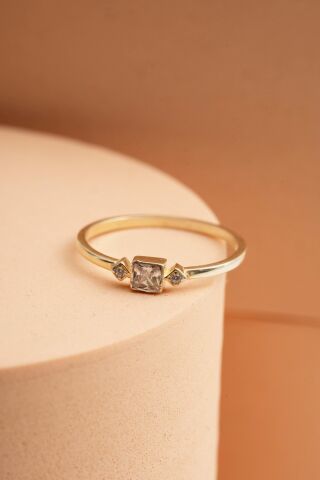 Kare Taşlı Altın Kaplama Gümüş İnce Yüzük 5956