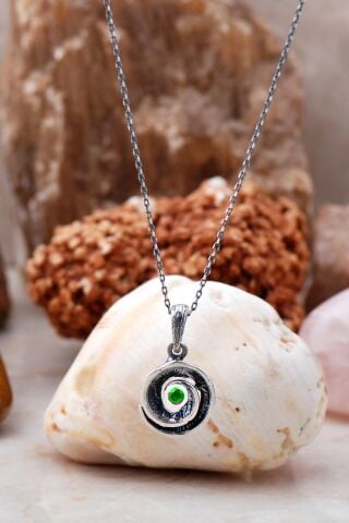 Çekiç Dövme Salyangoz Tasarım Gümüş Kolye 6498