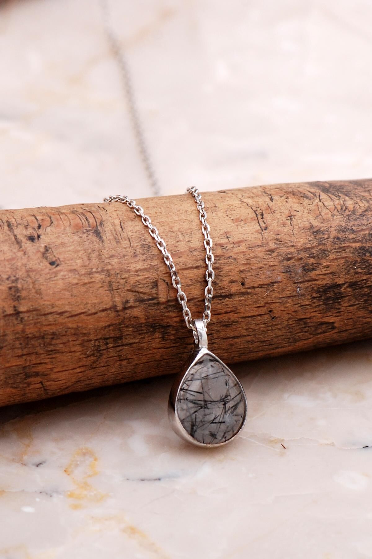 Doğal Rutil Kuvars Taşlı Damla Mini Rodyumlu Gümüş Kolye 7748