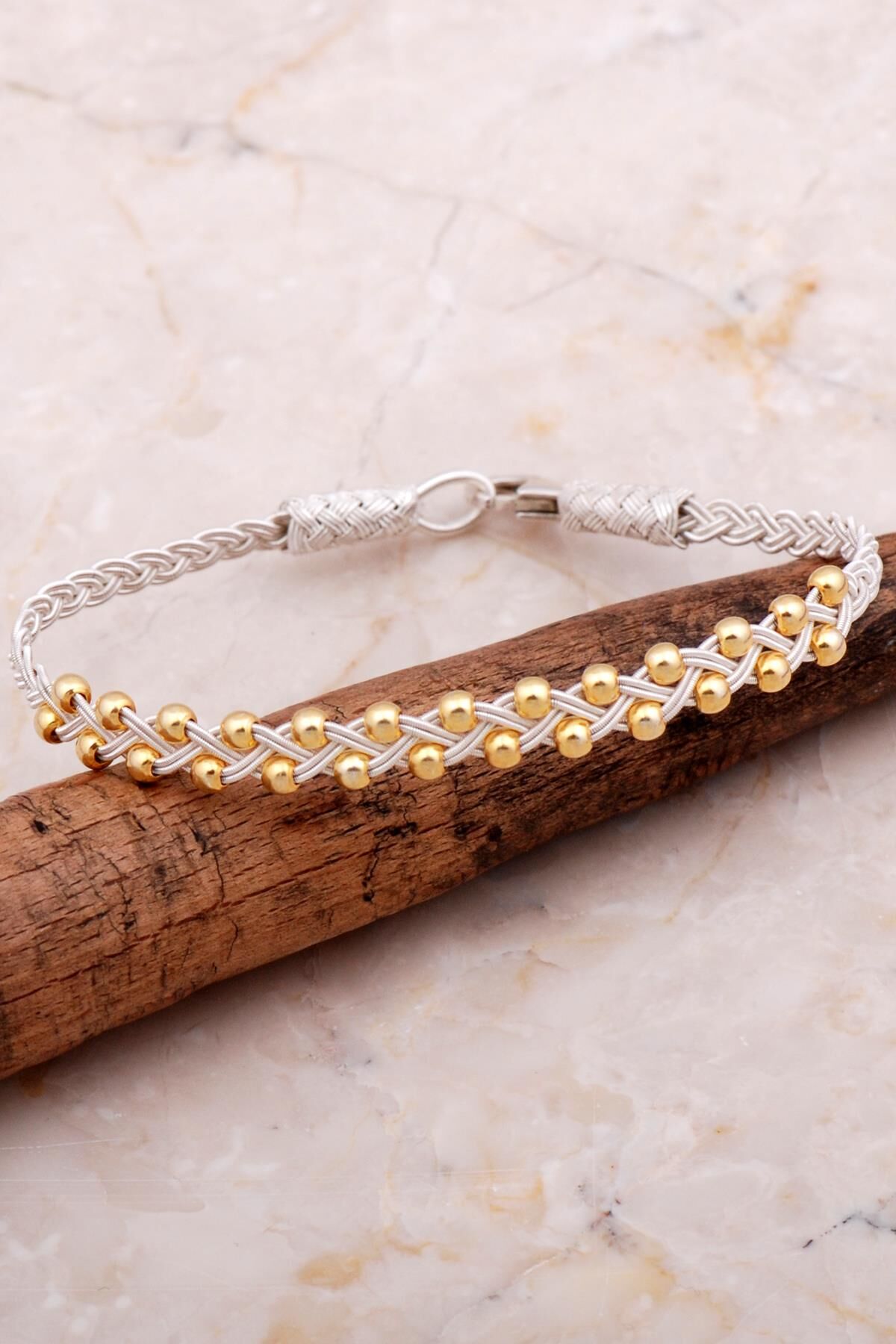 Kazaziye İşlemeli Elişi Altın Kaplama Toplu Gümüş Bileklik 4280