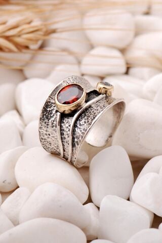 Lal Taşlı Çekiç Dövme Elişi Gümüş Yüzük 3476
