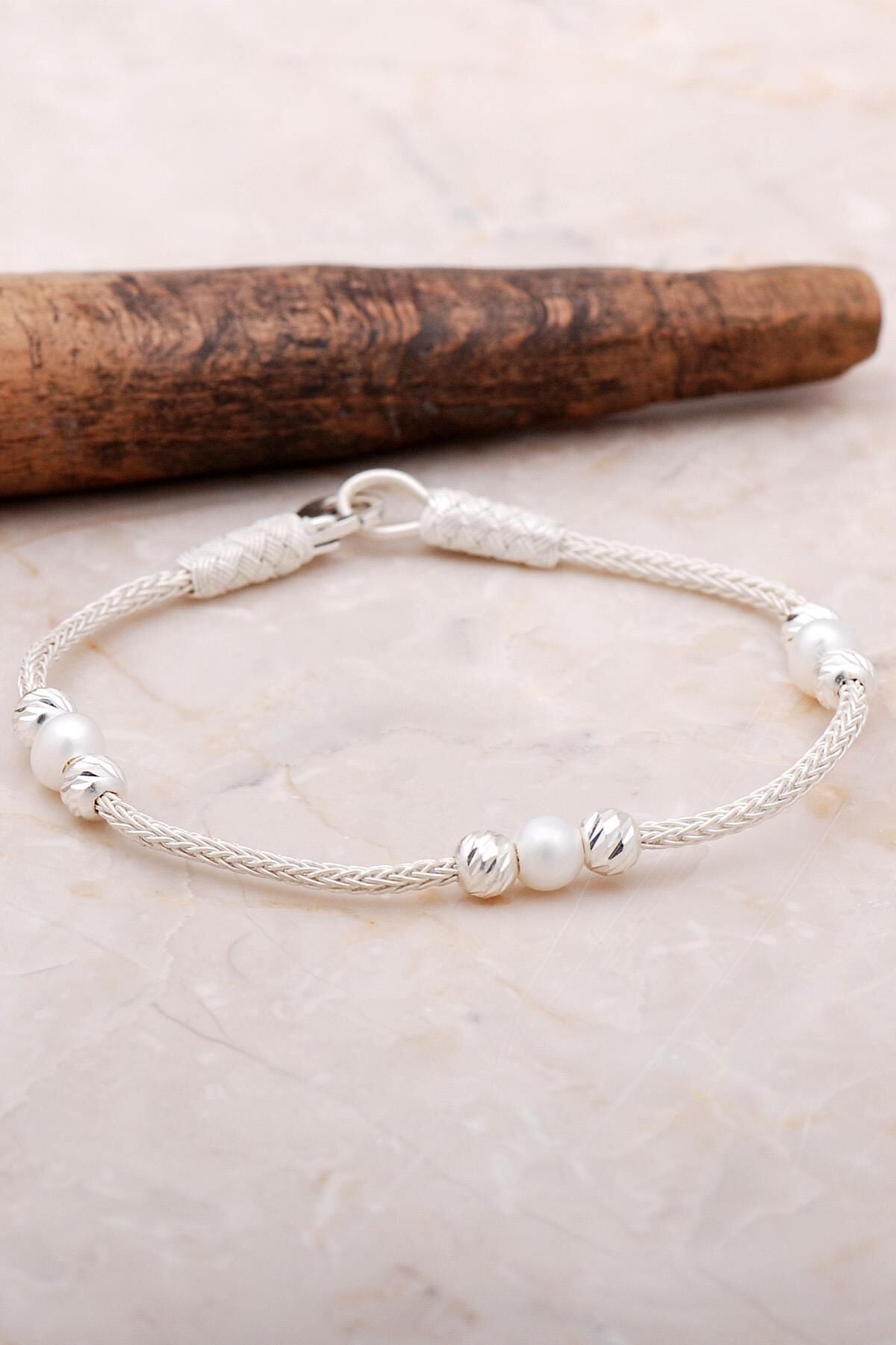 Kazaziye Dorika İnci Taşlı 1000 Ayar Gümüş Bileklik 3464